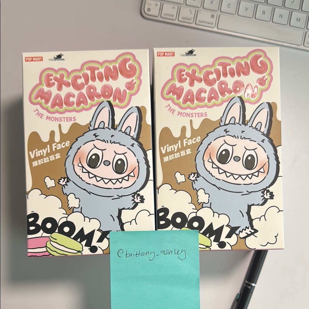 Exciting Macaron Labubu - Soy Milk